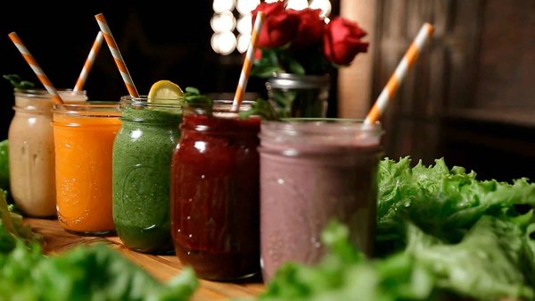Quels sont les meilleurs ingrédients pour des smoothies protéinés sans lait?