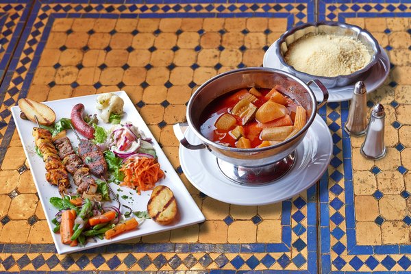 Quelles stratégies pour proposer un menu de plats grillés dans un restaurant de barbecue ?