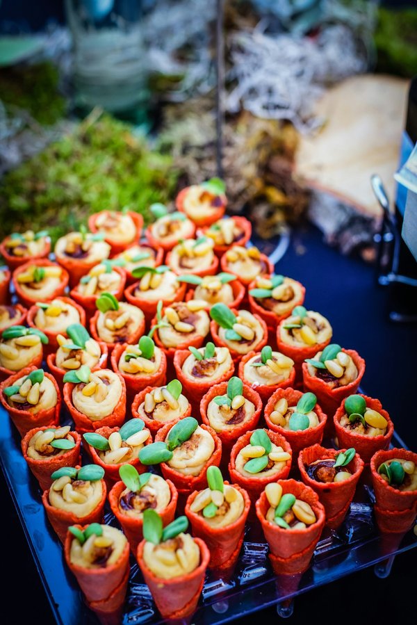 Traiteur afterwork à paris : renforcez vos Équipes avec delices corner